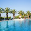 La piscina del Villaggio Camping Mirage a Marina di Altidona